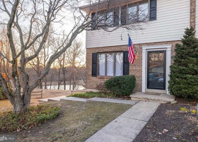 Property at 4858 Hogan Dr, Wilmington, DE 19808, 3 beds, 2.5 baths