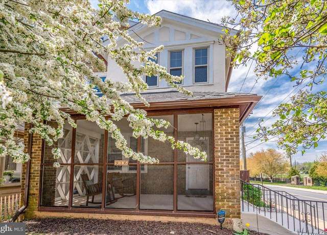 Property at 916 W 23rd St, Wilmington, DE 19802, 4 beds, 2.5 baths