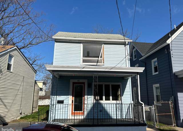 Property at 46 Penn St, Penns Grove, NJ 08069, 3 beds, 2 baths