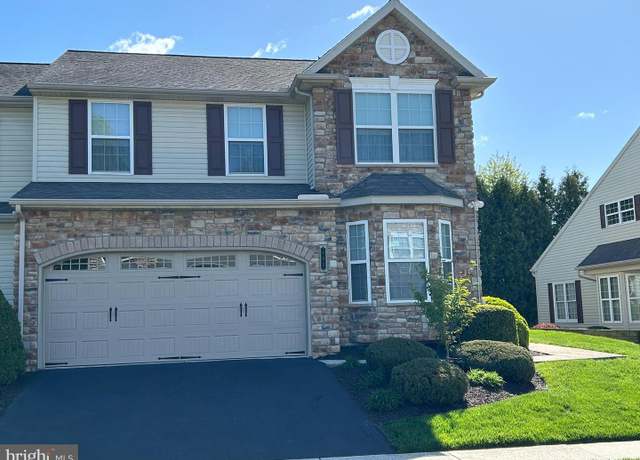 Property at 400 Pin Oak Ct, Mechanicsburg, PA 17050, 3 beds, 2.5 baths