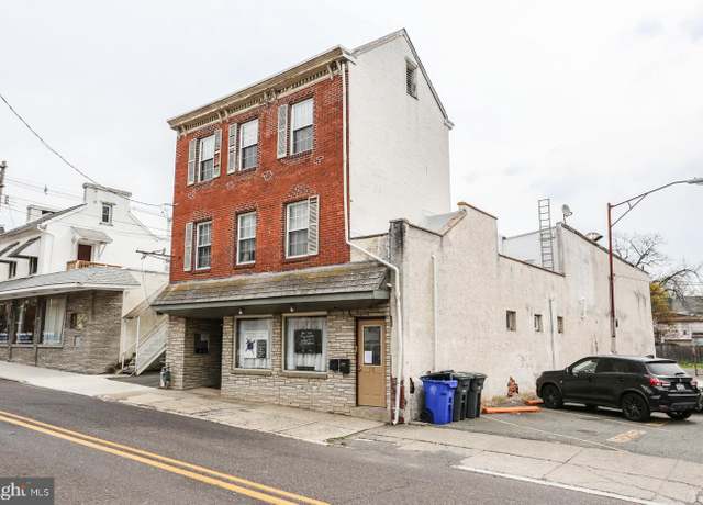 Property at 76 N Charlotte St, Pottstown, PA 19464, 3 beds, 5 baths