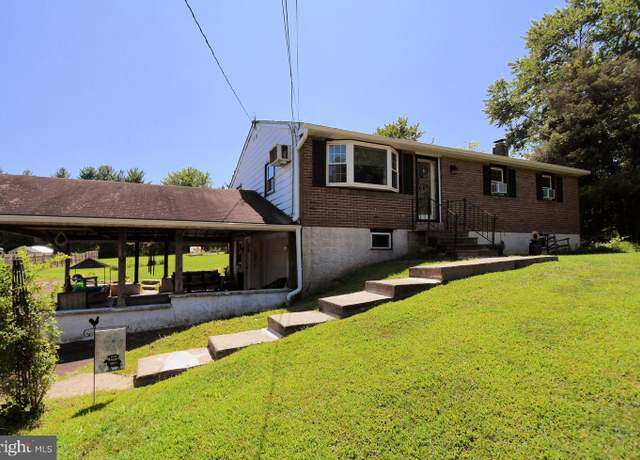 Property at 2400 Romig Rd, Gilbertsville, PA 19525, 3 beds, 1.5 baths