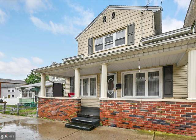 Property at 1114 W Arch St, Coal Township, PA 17866, 4 beds, 2 baths
