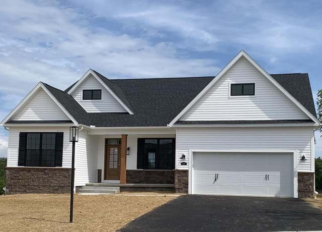 Property at 213 Granite Ln #37, Hanover, PA 17331, 3 beds, 2 baths