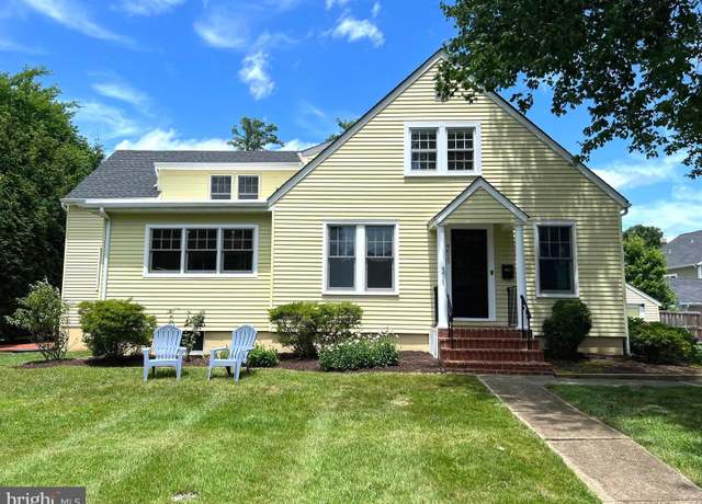 Property at 4615 1st St S, Arlington, VA 22204, 4 beds, 2 baths
