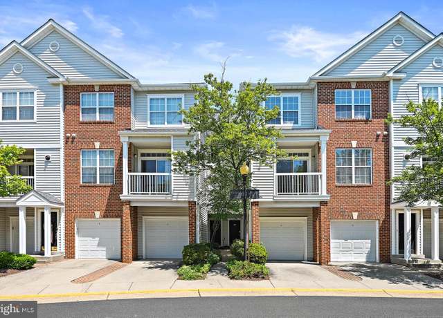Property at 13116 Marcey Creek Rd #13116, Herndon, VA 20171, 3 beds, 1.5 baths