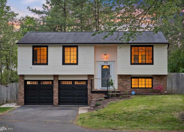 Property at 7012 Vantage Dr, Alexandria, VA 22306, 3 beds, 3 baths