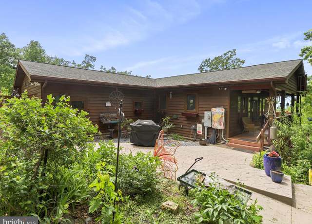 Property at 316 Ashbaugh Dr, Harpers Ferry, WV 25425, 3 beds, 2.5 baths
