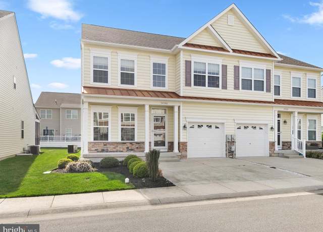 Property at 34386 Bronze St Unit 19A, Rehoboth Beach, DE 19971, 3 beds, 2.5 baths