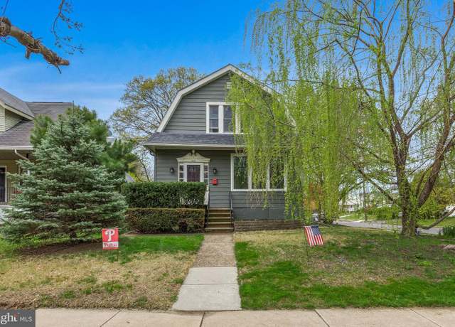 Property at 242 Park Ave, Collingswood, NJ 08108, 3 beds, 1.5 baths