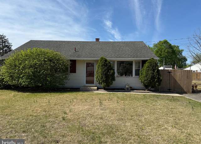 Property at 34 N Rose Ln, West Berlin, NJ 08091, 2 beds, 1 bath