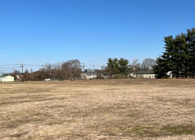 Property at 433 Crown Point Rd, Thorofare, NJ 08086