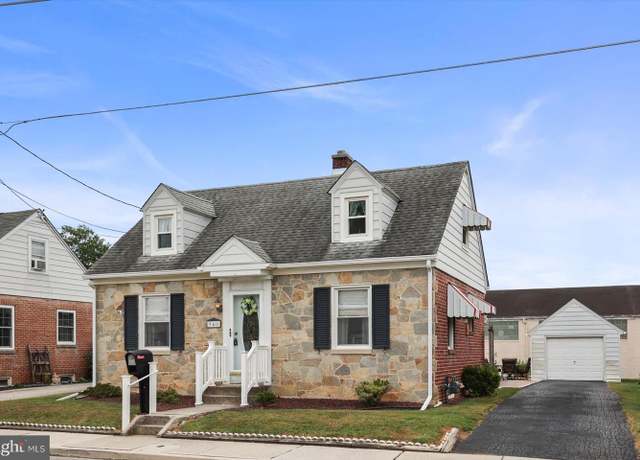 Property at 361 Lumber St, Littlestown, PA 17340, 3 beds, 1.5 baths