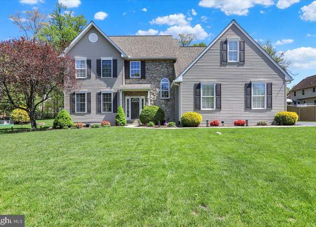 Property at 302 W Morlatton Rd, Douglassville, PA 19518, 4 beds, 2.5 baths