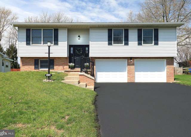 Property at 2670 Penbrook Ln, State College, PA 16801, 3 beds, 3 baths