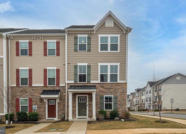 Property at 600 Holywell Dr, Malvern, PA 19355, 3 beds, 2.5 baths