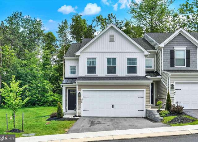Property at 150 Emma Cir, Harrisburg, PA 17112, 3 beds, 3.5 baths