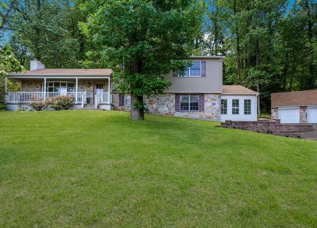 Property at 463 Leah Dr, Fort Washington, PA 19034, 3 beds, 2.5 baths
