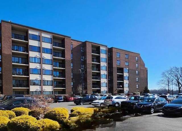 Property at 5100 Convent Ln #114, Philadelphia, PA 19114, 1 bed, 1.5 baths