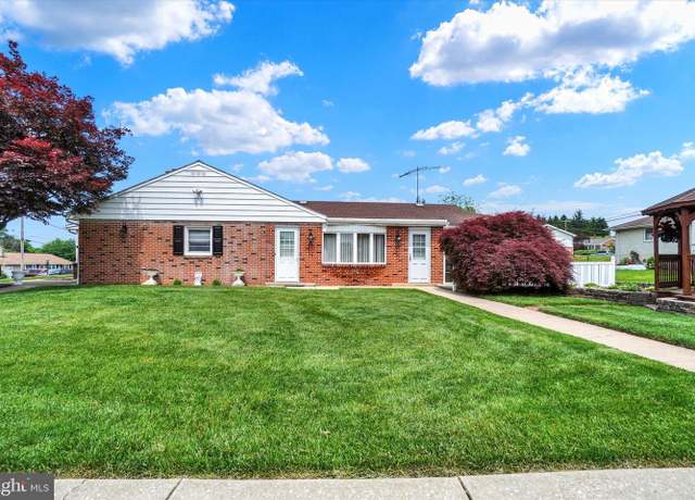Property at 2290 School St, York, PA 17408, 3 beds, 3 baths