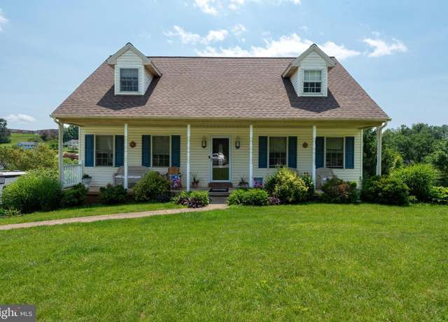 Property at 136 Teila Dr, Dallastown, PA 17313, 4 beds, 2 baths