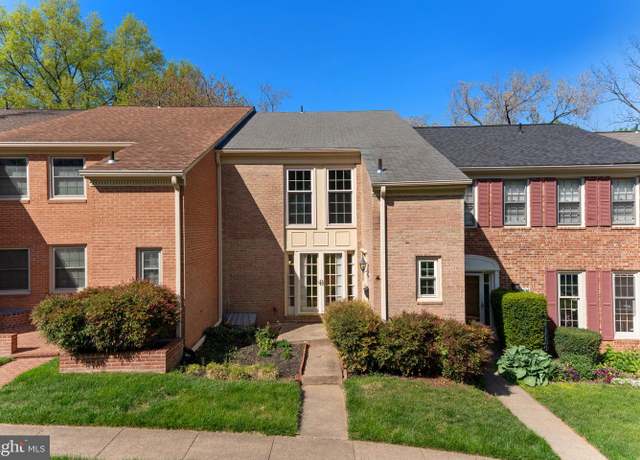 Property at 6628 Midhill Pl, Falls Church, VA 22043, 3 beds, 2.5 baths