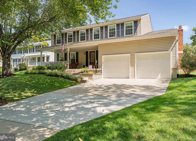 Property at 15395 Autumn Ln, Dumfries, VA 22025, 4 beds, 3.5 baths
