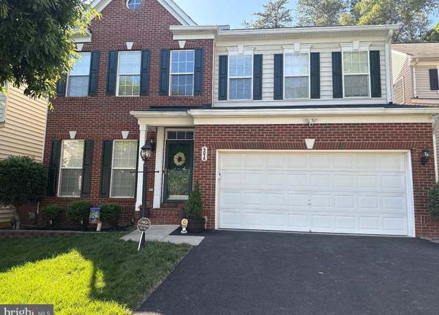 Property at 4076 Presidential Hill Loop, Dumfries, VA 22025, 4 beds, 3.5 baths