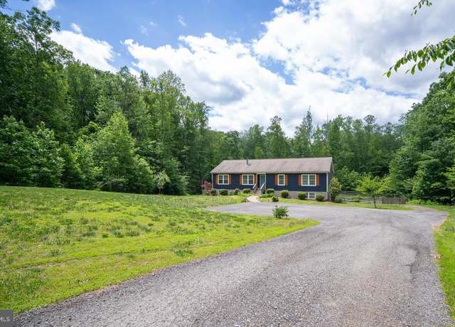 Property at 312 Richards Ferry Rd, Fredericksburg, VA 22406, 5 beds, 3 baths