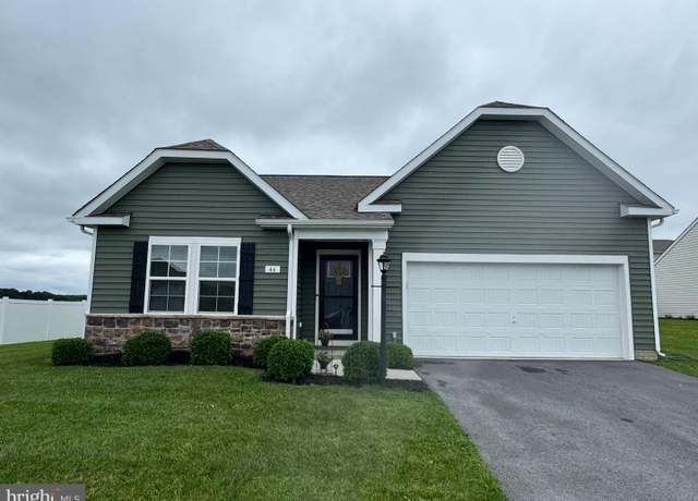 Property at 46 Muscovoy Dr, Bunker Hill, WV 25413, 3 beds, 2 baths