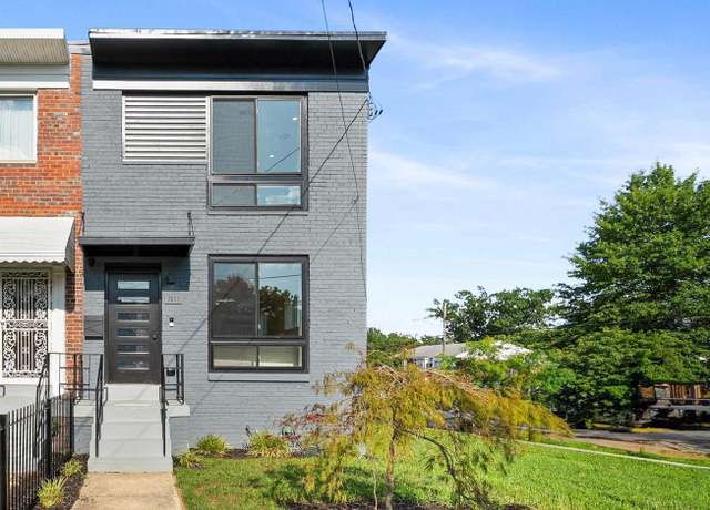 Property at 7521 9th St NW, Washington, DC 20012, 4 beds, 2.5 baths