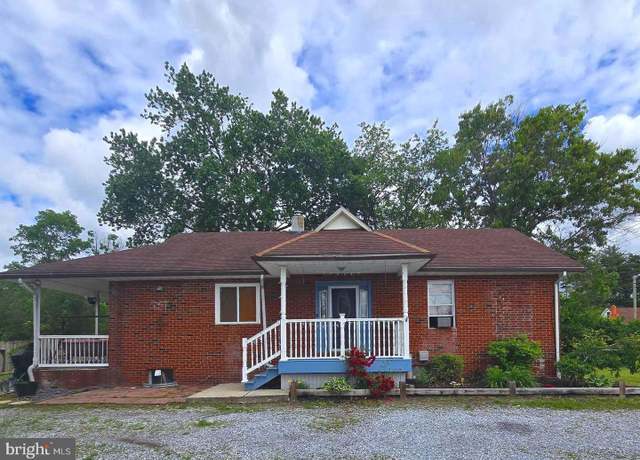 Property at 300 N Orchard Rd, Vineland, NJ 08360, 3 beds, 2 baths