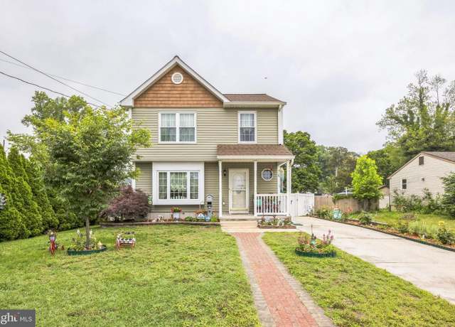 Property at 605 Woodlawn Ave, National Park, NJ 08063, 3 beds, 2 baths