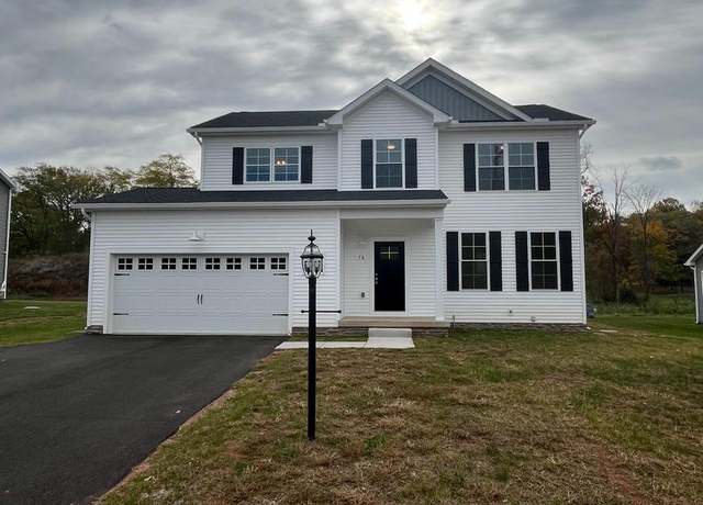 Property at 221 Kinneman Rd #28, Abbottstown, PA 17301, 4 beds, 2.5 baths