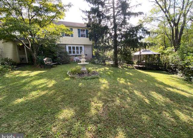 Property at 1994 Falabella Cir, Warrington, PA 18976, 4 beds, 2.5 baths