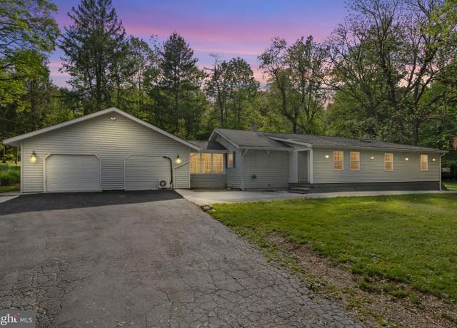 Property at 1302 Ashbridge Rd, West Chester, PA 19380, 6 beds, 4.5 baths