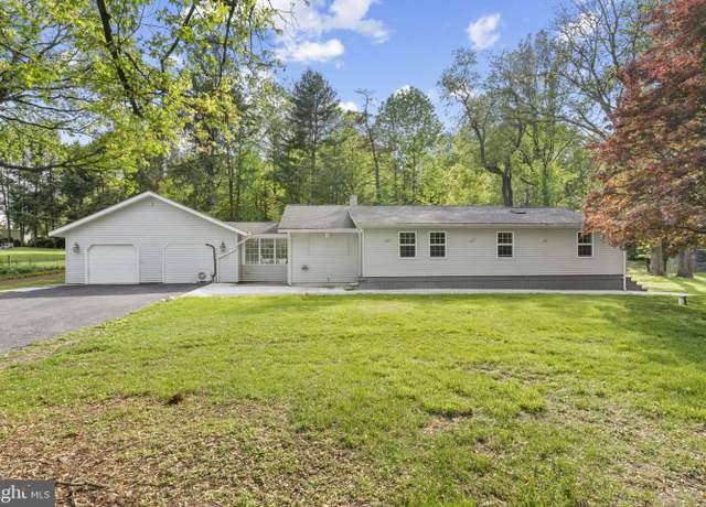 Property at 1302 Ashbridge Rd, West Chester, PA 19380, 4 beds, 4.5 baths