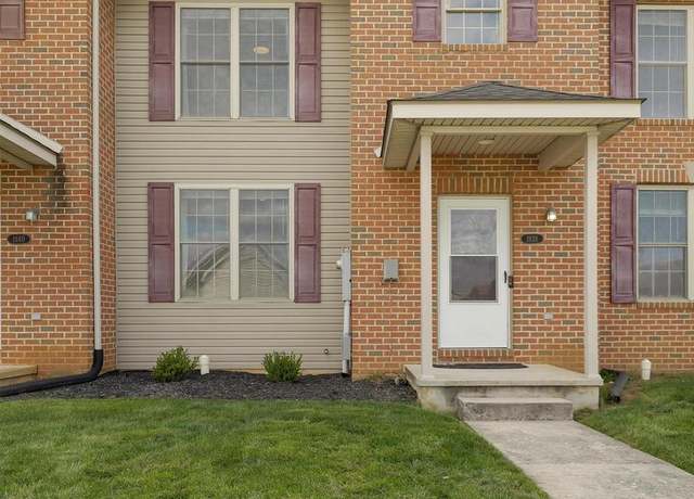Property at 1938 Powell Dr, Chambersburg, PA 17201, 3 beds, 2.5 baths