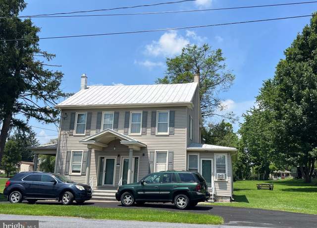 Property at 461 W Main Ave, Myerstown, PA 17067, 5 beds, 1.5 baths