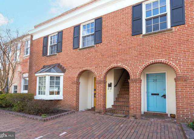 Property at 220 N St Asaph St N #18, Alexandria, VA 22314, 2 beds, 1 bath