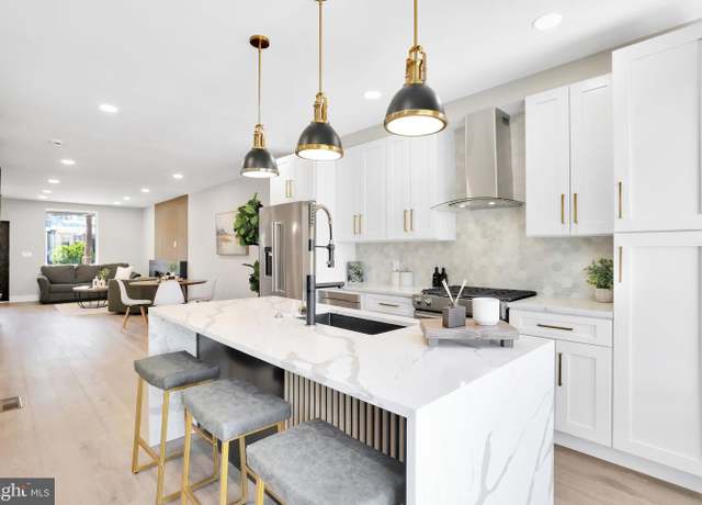 Property at 5333 5th St NW, Washington, DC 20011, 4 beds, 4.5 baths