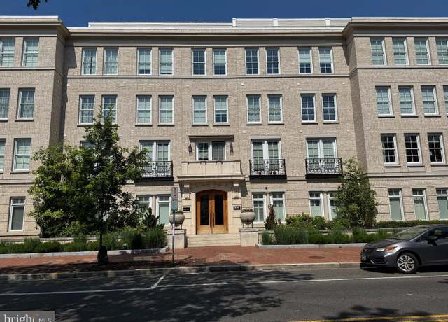 Property at 300 8th St NE #102, Washington, DC 20002, 1 bed, 1 bath