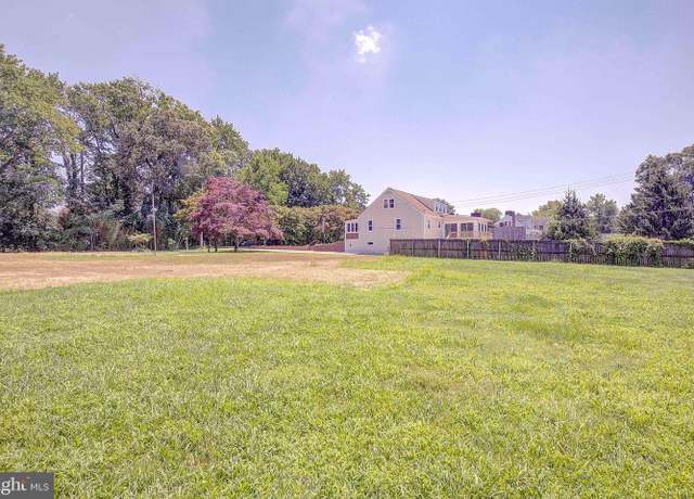 Property at 15 Elliott Rd, Annapolis, MD 21403