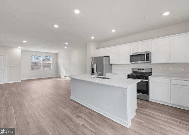 Property at 7512 Fern Gully Way, Brandywine, MD 20613, 3 beds, 3.5 baths