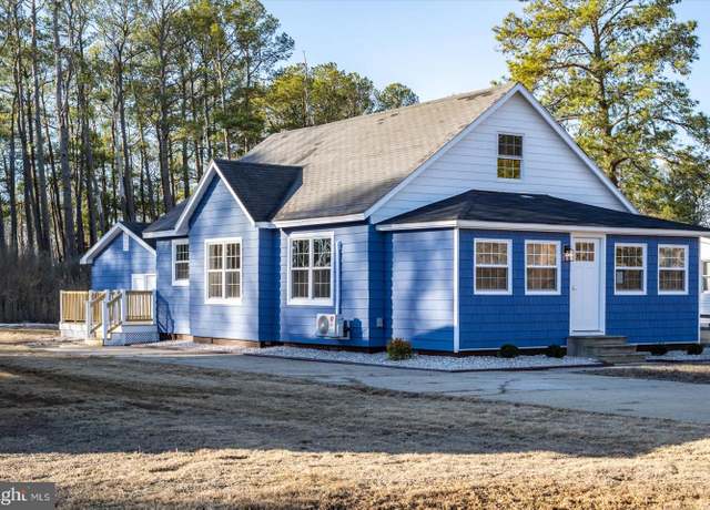 Property at 277 S Somerset Ave, Crisfield, MD 21817, 3 beds, 2 baths
