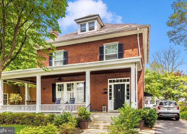 Property at 38 E Irvin Ave, Hagerstown, MD 21742, 5 beds, 2 baths