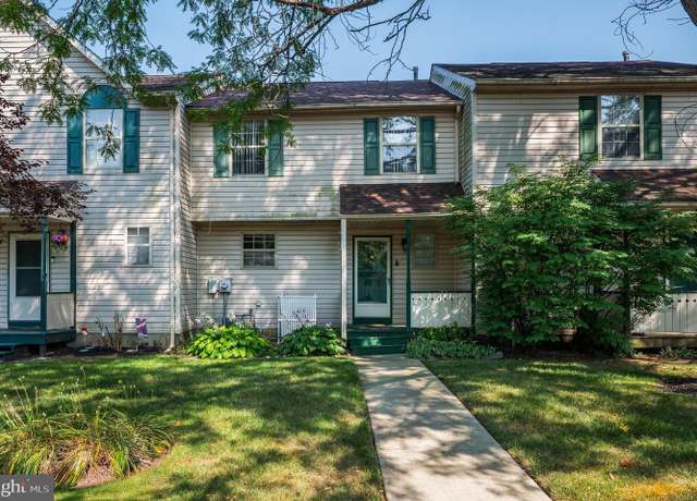 Property at 4 Amy Ct, Mount Holly, NJ 08060, 3 beds, 2.5 baths