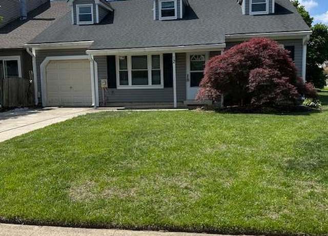 Property at 12 Irongate Dr, Voorhees, NJ 08043, 4 beds, 2 baths