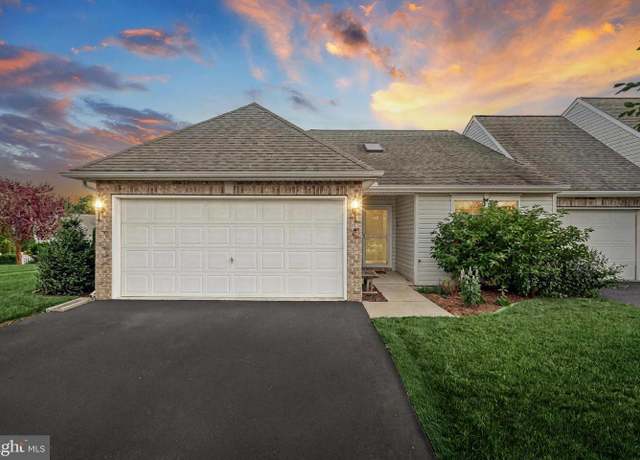 Property at 13 Ridgeway Dr, Mechanicsburg, PA 17050, 2 beds, 2 baths