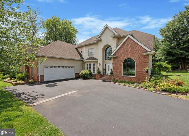 Property at 423 N Guernsey Rd, West Grove, PA 19390, 4 beds, 3.5 baths